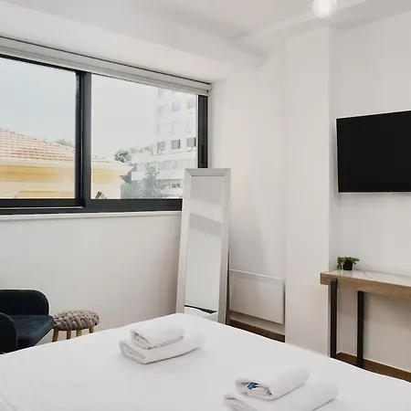 Modern 1 Bedroom With Balcony In * Nicosia